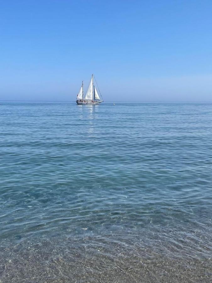 Dominion Beach House Estepona Bagian luar foto