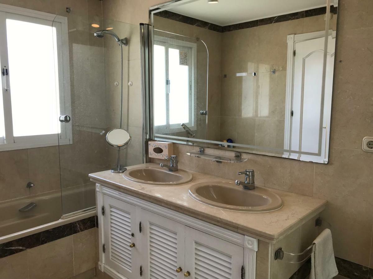 Dominion Beach House Estepona Bagian luar foto
